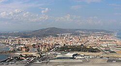 (La Línea de la Concepción) Гибралтар. Начало Испании - от Атлантического океана до Средиземного моря. - panoramio (cropped)